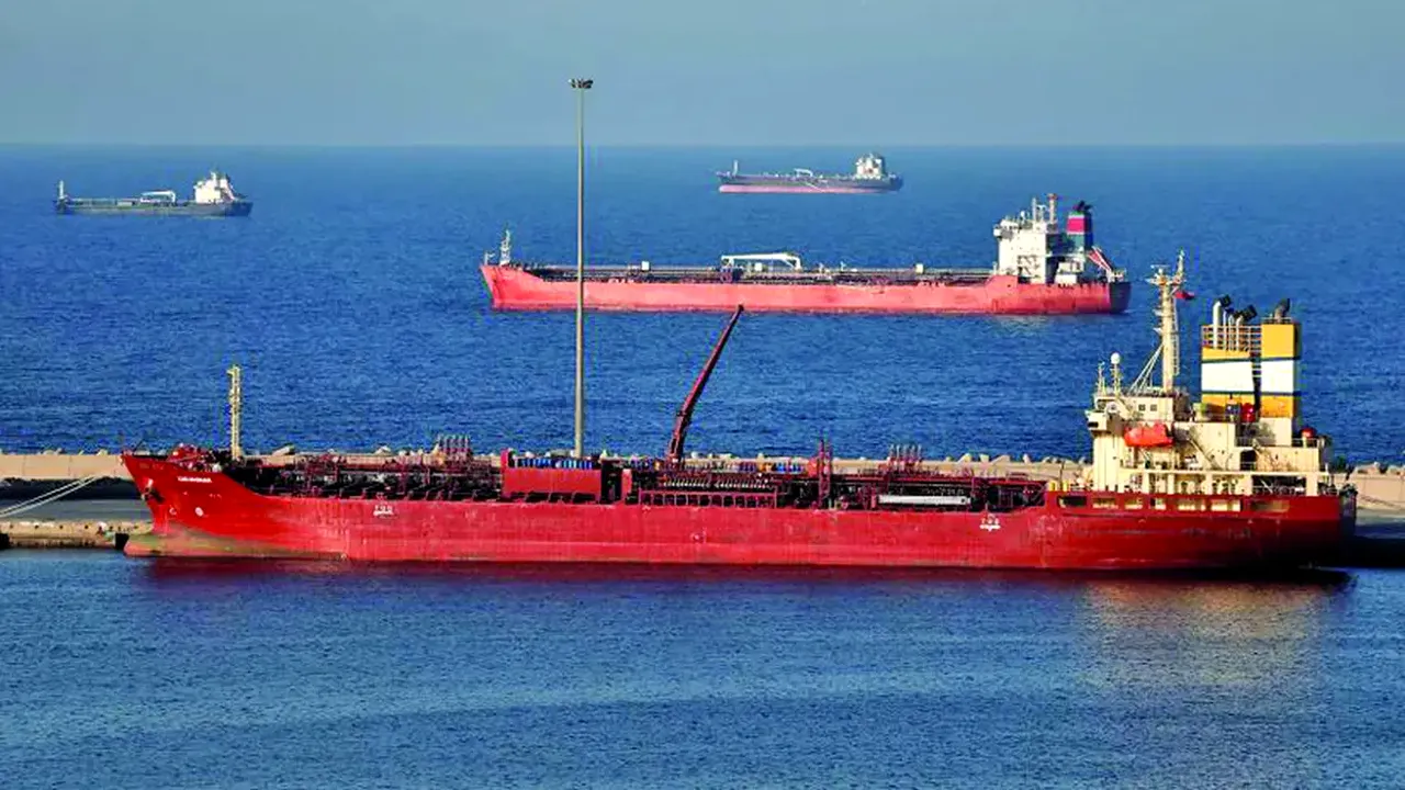 Prețul petrolului Brent scade cu 2,3% după acordul SUA-Iran; bursele asiatice cresc