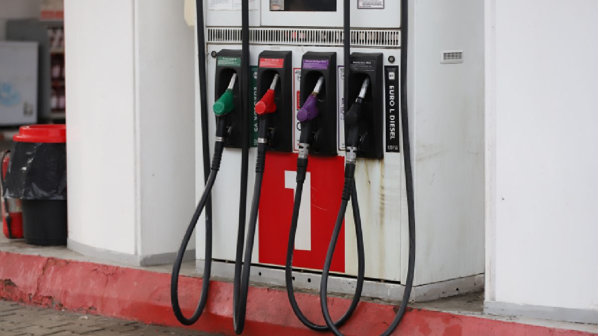 Prețurile carburanților pe 22 iunie 2026: benzină sub 8,5 lei/l, motorină aproape de 9 lei/l