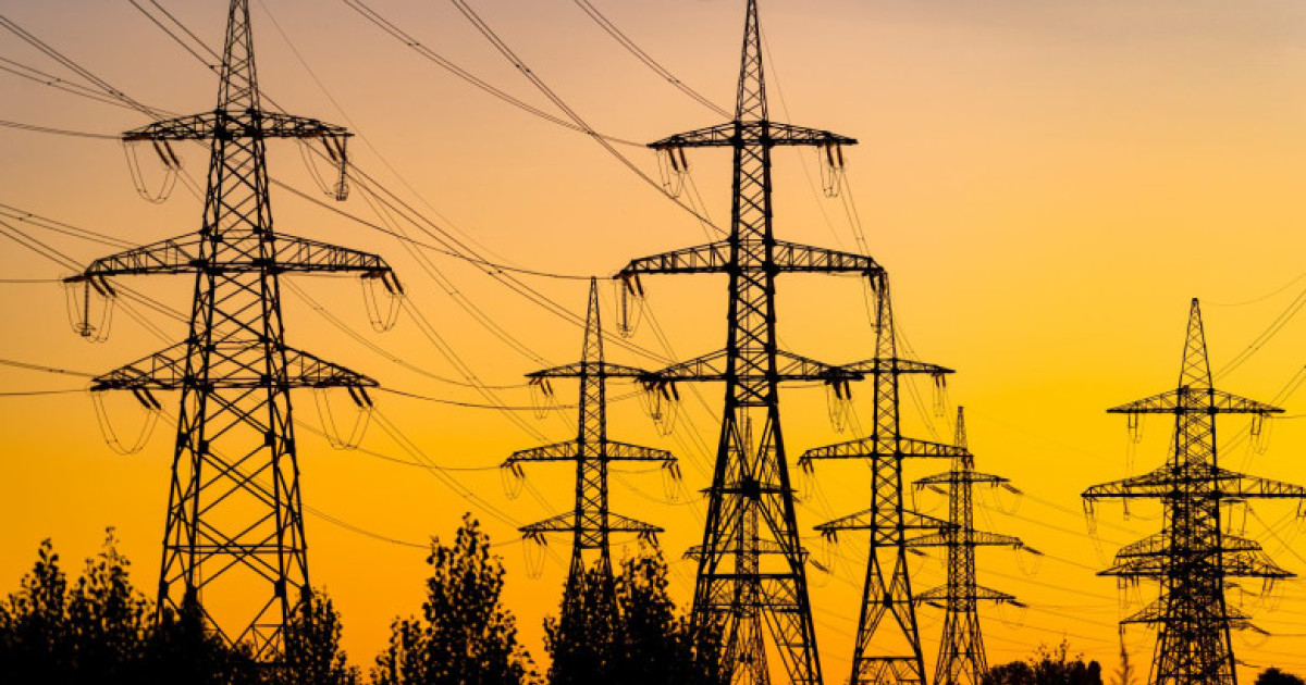 Producția de energie a României a scăzut cu 1,5% în primele patru luni din 2026. Consumul populației s-a redus cu 10,1%