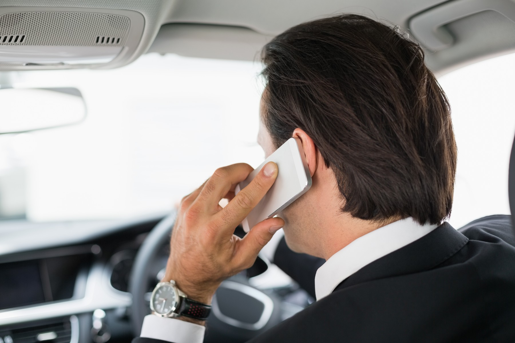 Punctul verde sau portocaliu de pe ecranul telefonului: ce semnifică și cum te protejează