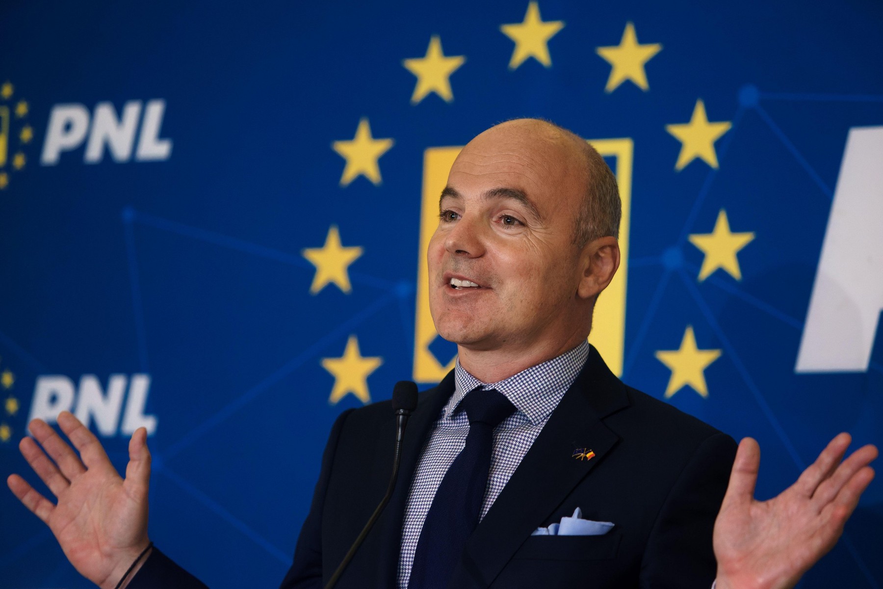 Rareș Bogdan, reacție scurtă după nominalizarea lui Adrian Veștea ca premier: „Trăim vremuri foarte interesante”