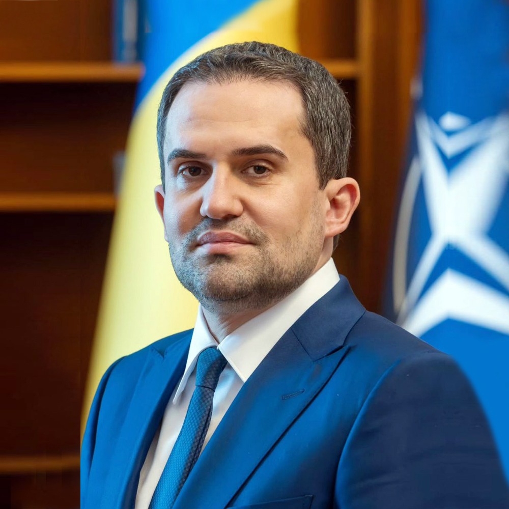 Reacții PSD la desemnarea lui Adrian Veștea ca premier: analizăm nominalizarea, dar avem rezerve privind participarea lui Ilie Bolojan