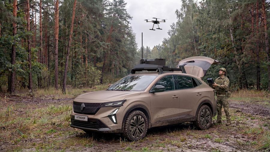 Renault 4 TROOP: prototip hibrid pentru forțele terestre, capabil să coordoneze drone