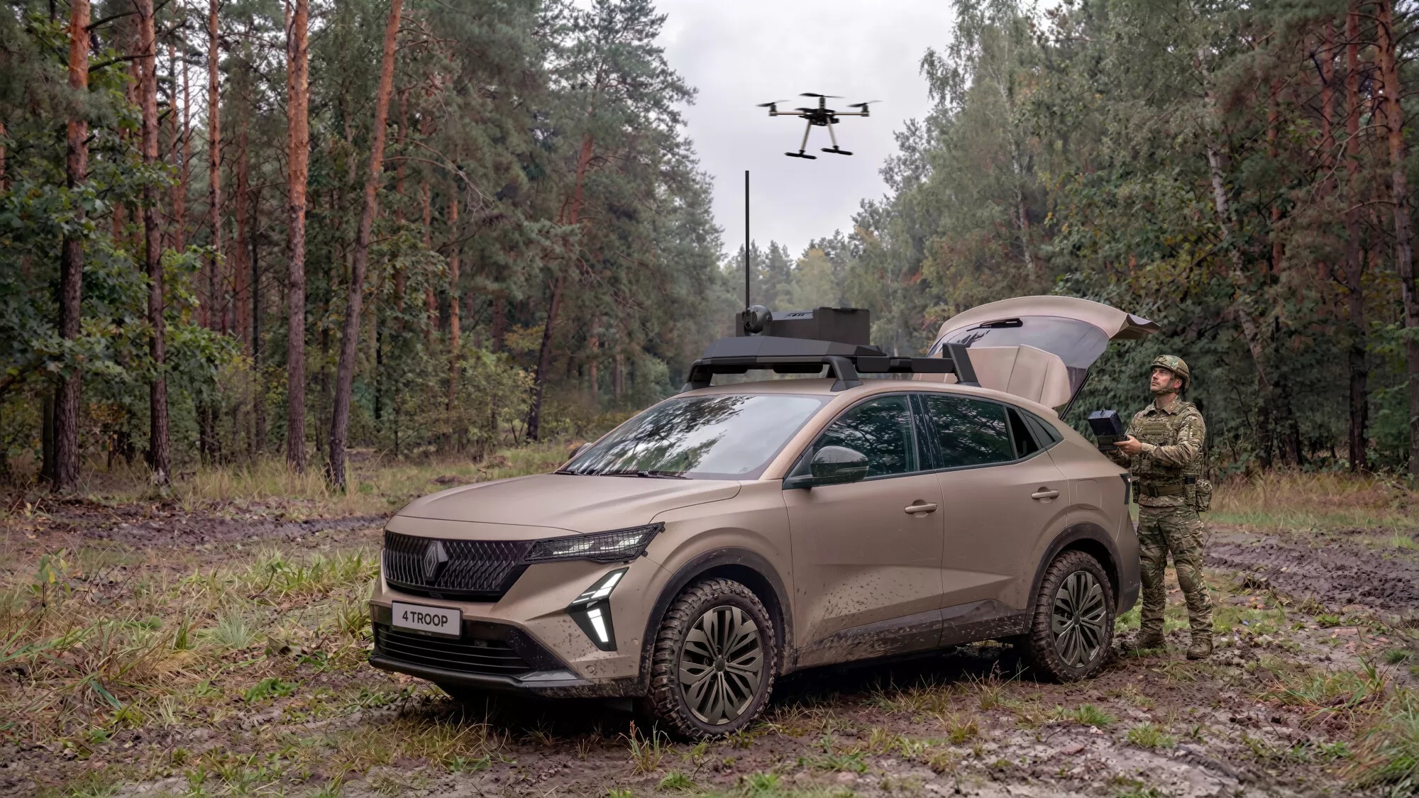 Renault și Thales dezvăluie 4 TROOP, un vehicul militar hibrid cu inteligență artificială la Eurosatory 2026