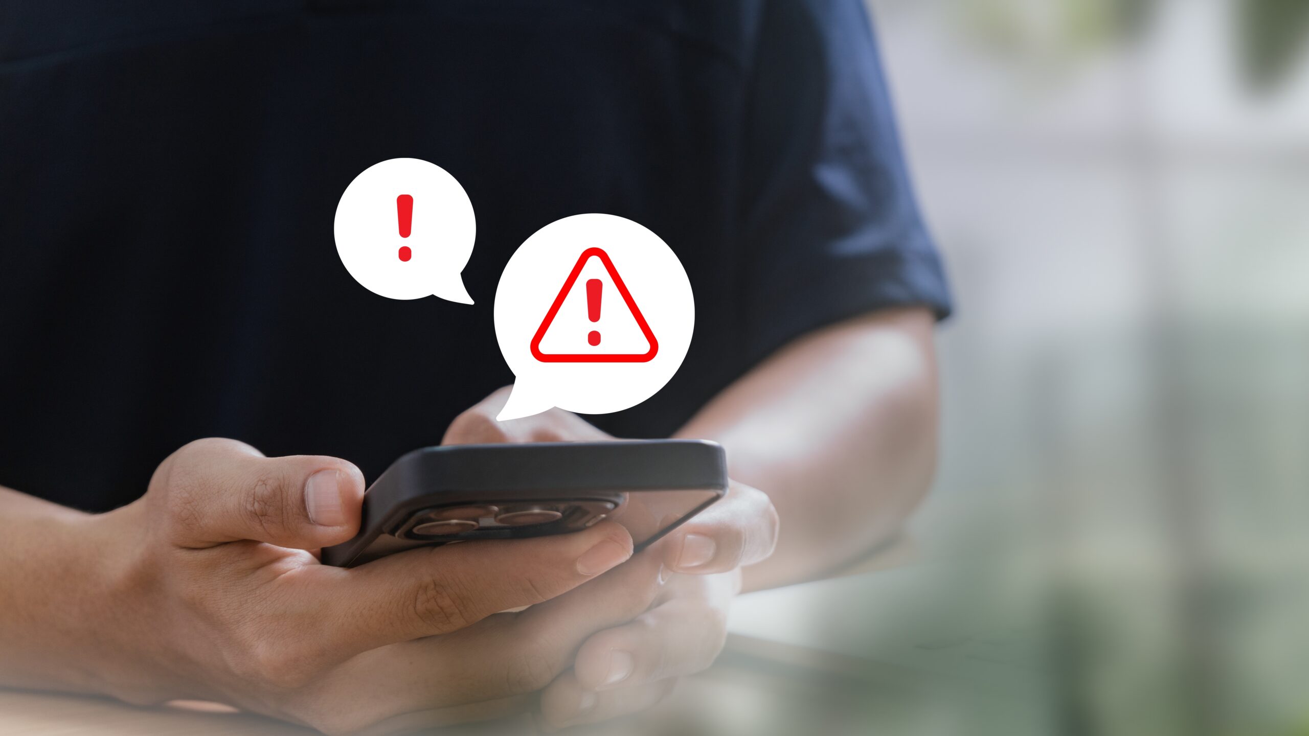 Studiu: Monitorizarea copiilor adulți prin telefon poate crește anxietatea părinților
