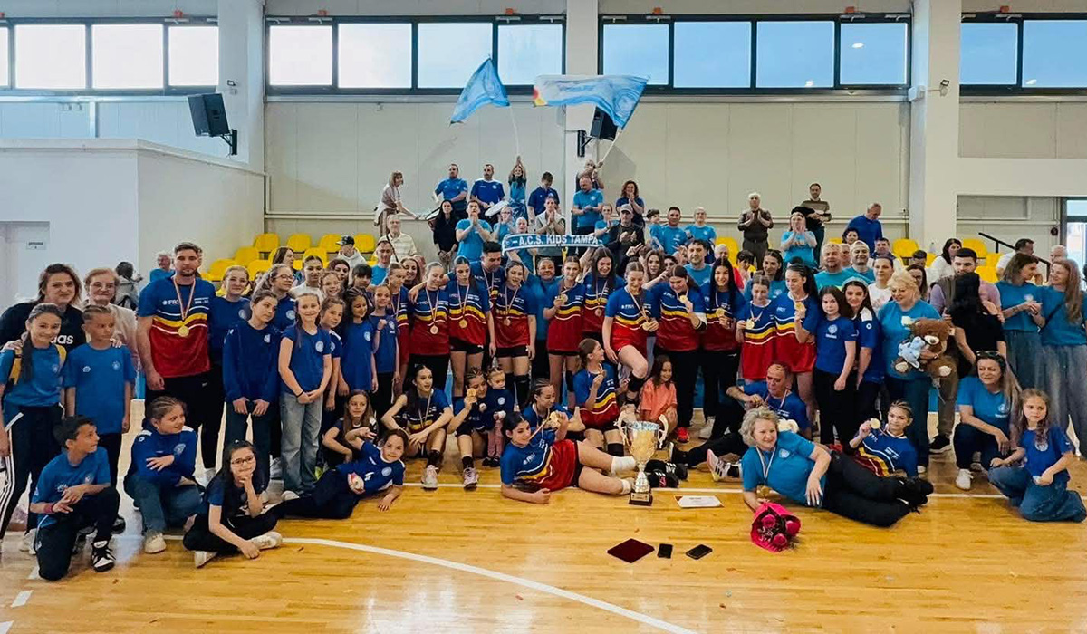 Tânără antrenoare de handbal, campioană națională cu Kids Tâmpa Brașov: „Reprezintă toate momentele în care am fost aproape să renunț”