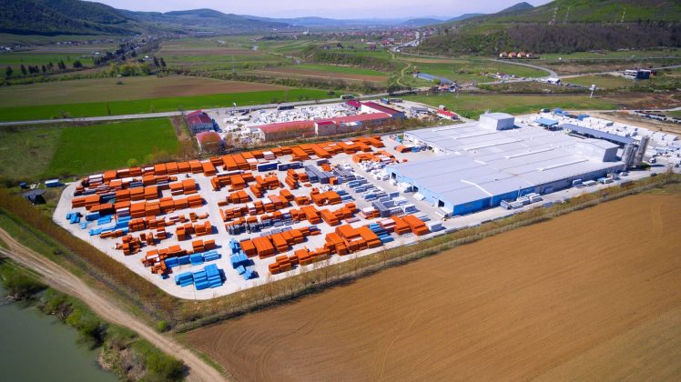 TeraPlast cumpără o fabrică de țevi în Spania de la Aliaxis, pentru 6,7 milioane de euro