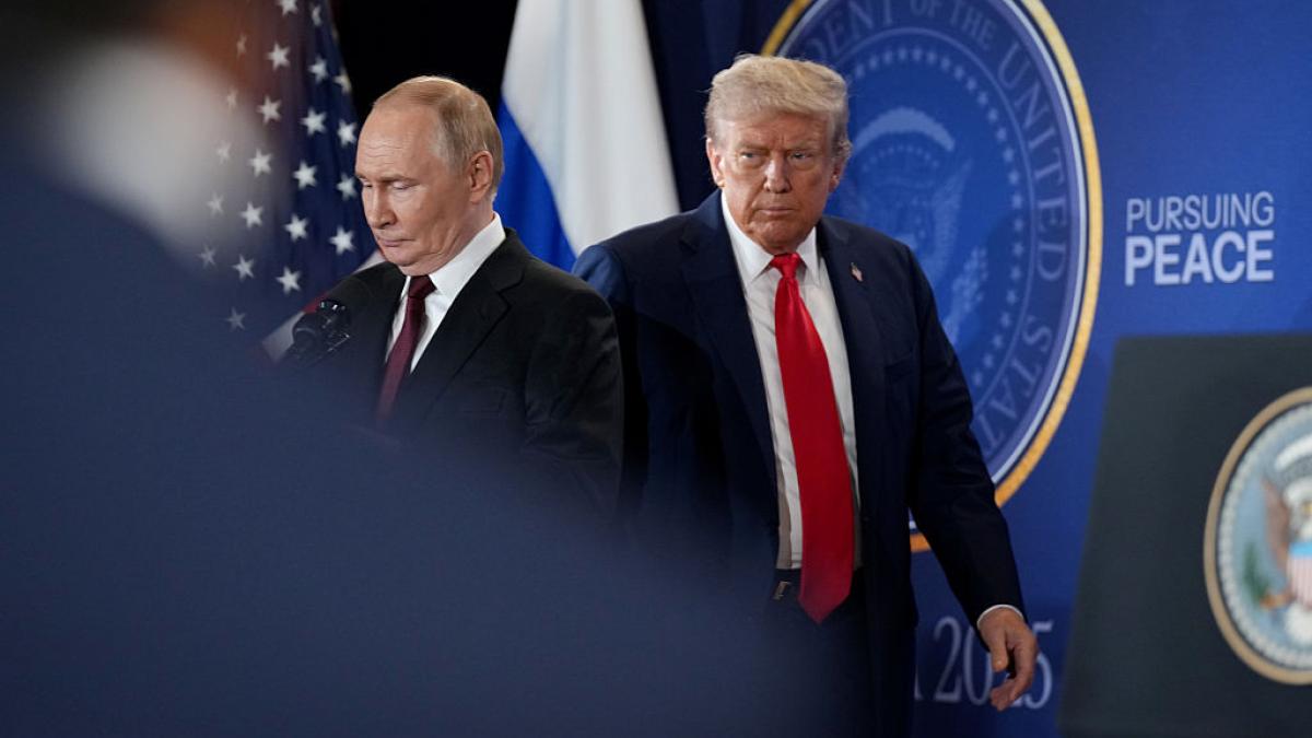 Trump amenință cu noi sancțiuni asupra petrolului rusesc la summitul G7 din Franța