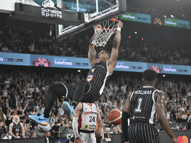 U BT Cluj câștigă al 6-lea titlu consecutiv în baschet, după 74-72 cu Oradea