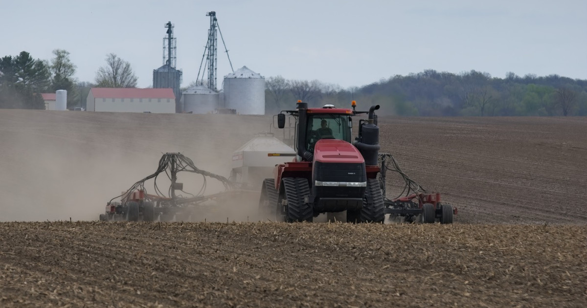 Veniturile fermierilor ar putea crește cu 9% până în 2035, dar riscurile geopolitice amenință securitatea alimentară