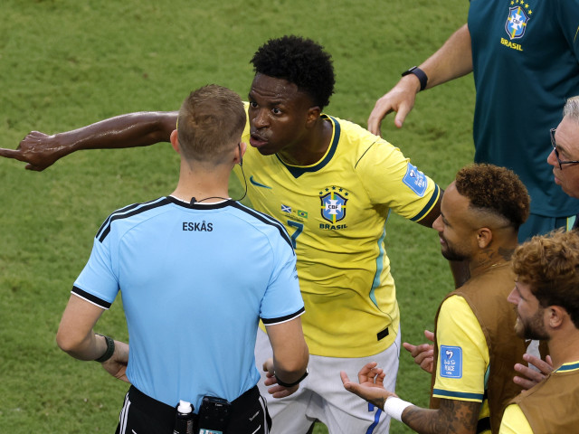Vinicius Junior, reacție furioasă la adresa arbitrului după golul anulat în Scoția - Brazilia 0-3