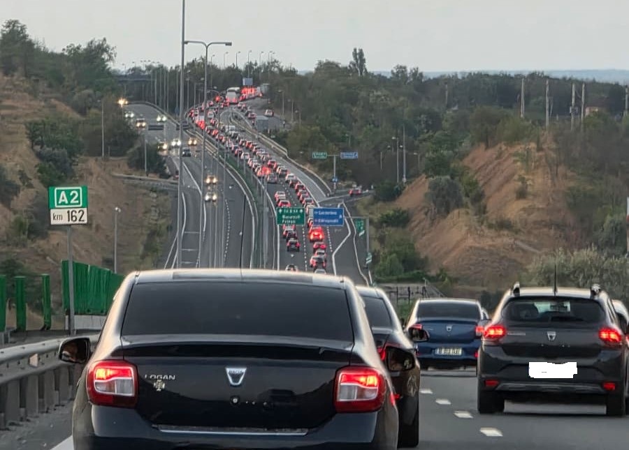 Viteza pe autostradă: câștigi doar 6 minute la 150 km/h față de 130 km/h, dar consumi cu 25% mai mult carburant