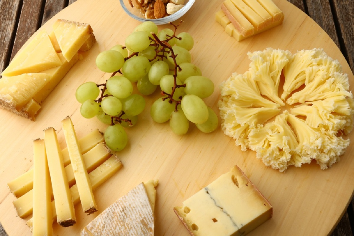 7 brânzeturi rare pe care trebuie să le încerci o dată în viață, de la Brie Noir la brânza de elan
