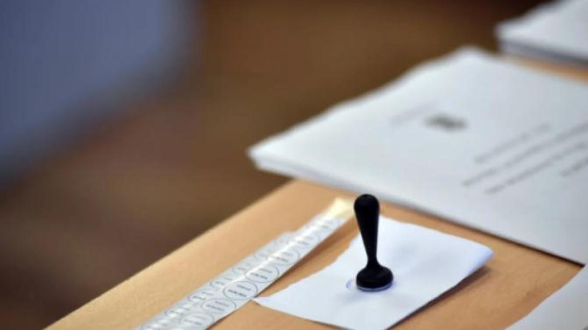 Adrian Țuțuianu: Alegerile anticipate nu pot fi organizate pe actuala lege, fără un Guvern cu puteri depline