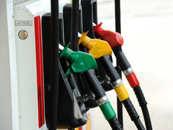 Aplicația Monitorul Prețurilor ajută șoferii să găsească cel mai mic preț la carburanți