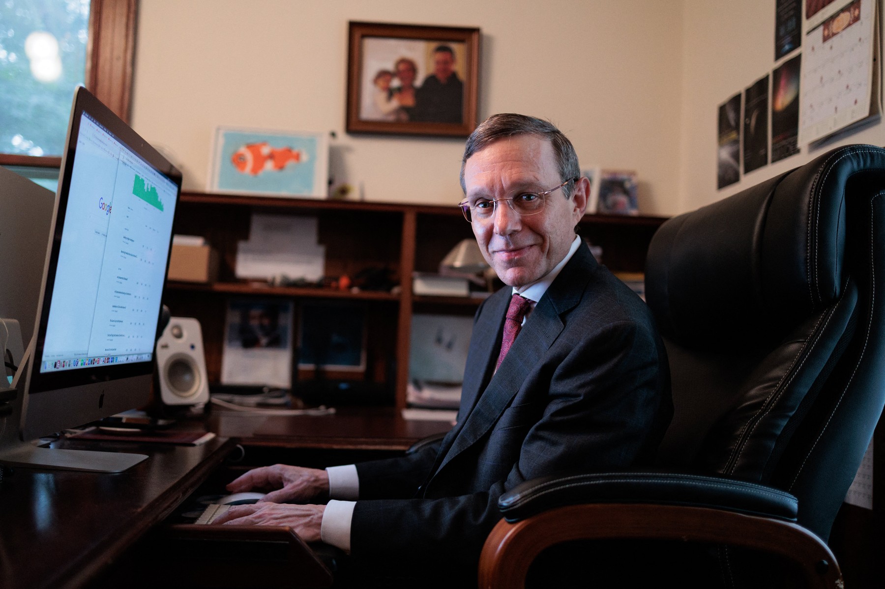 Astronomul Avi Loeb, numit de Trump să conducă noul consiliu OZN