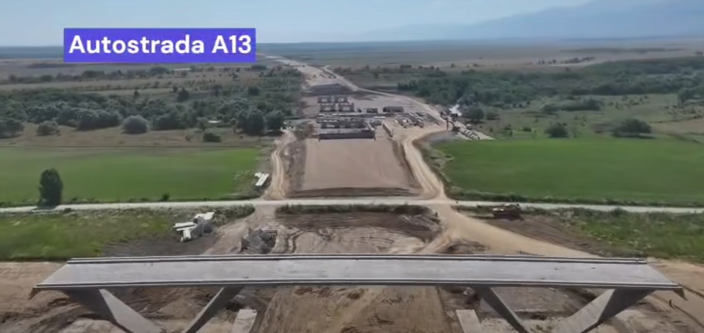 Autostrada Sibiu-Făgăraș (A13) avansează: peste 1.600 de muncitori mobilizați pe cele 4 loturi