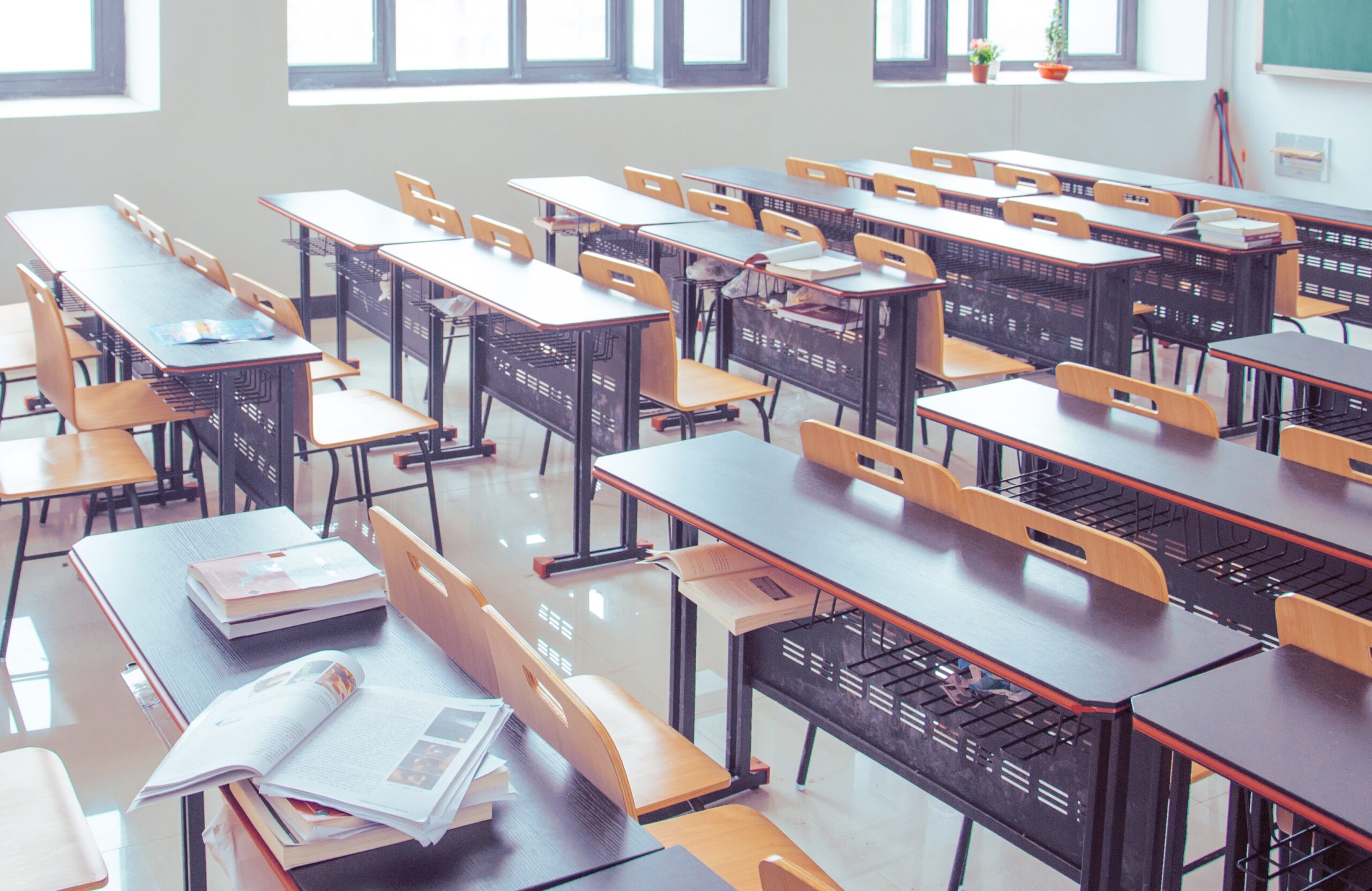 BAC 2026: Proba la Matematică sau Istorie se desfășoară cu o zi mai târziu decât era stabilit inițial