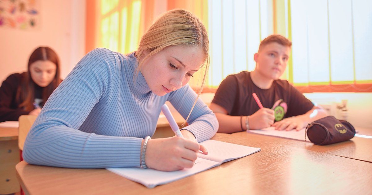 Bacalaureat 2026: Elevii din oraș au cu 50% mai multe șanse să promoveze decât cei din sat