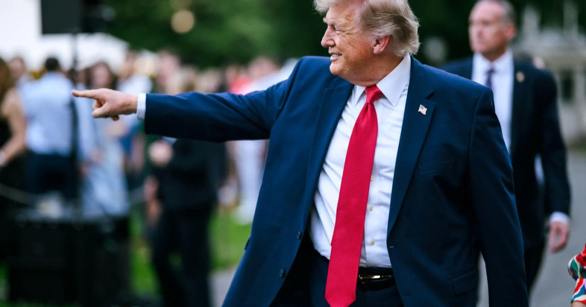 Donald Trump a încasat peste 1 miliard de dolari din criptomonede în 2025. O proprietate din București i-a adus 5 milioane