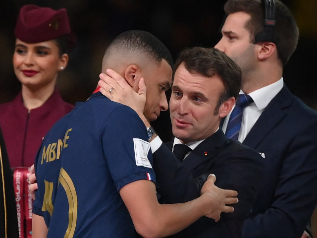 Emmanuel Macron intervine în scandalul rasist dintre Mbappe și senatoarea din Paraguay