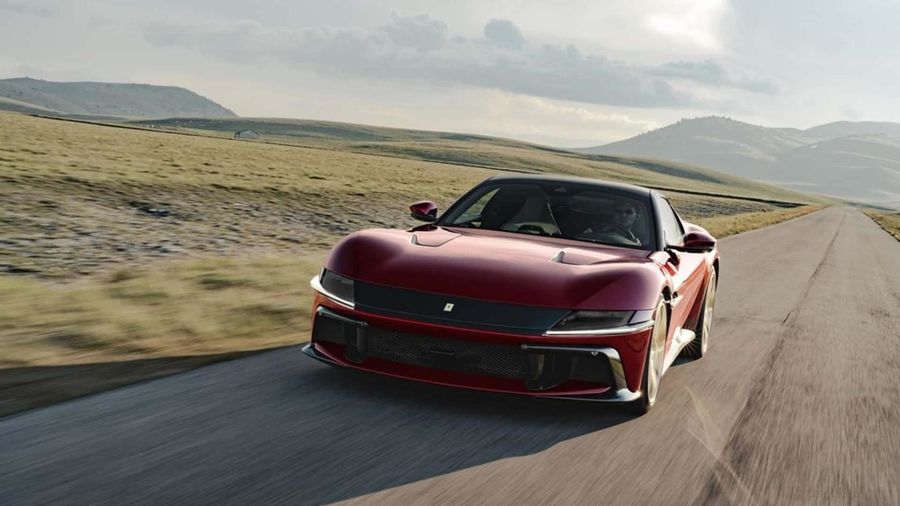 Ferrari lansează 12Cilindri Manuale cu transmisie manuală simulată, limitat la 1.499 de exemplare