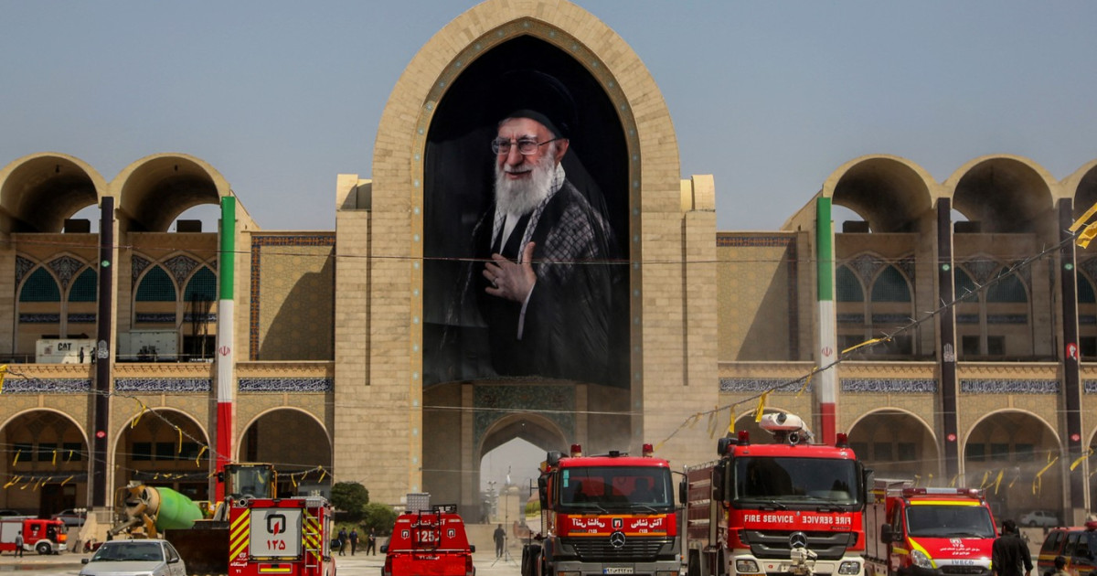 Iranul organizează cele mai mari funeralii din istorie pentru Ali Khamenei, la patru luni de la uciderea sa