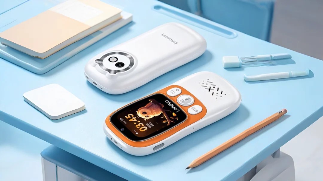 Lenovo lansează AI Student Phone, un telefon pentru copii fără jocuri și rețele sociale, cu AI și control parental