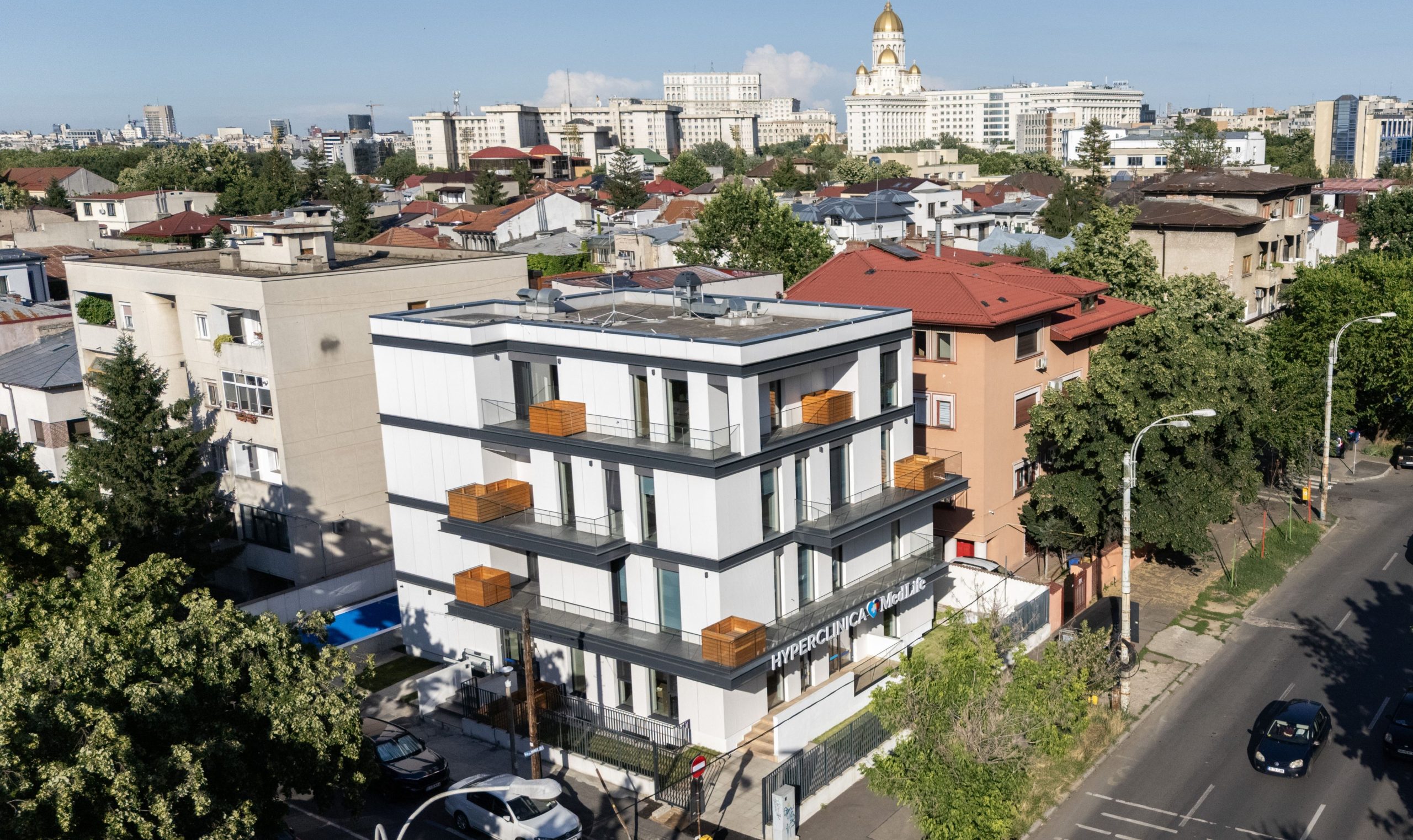 MedLife deschide o nouă hyperclinică în București, investiție de peste 1 milion de euro