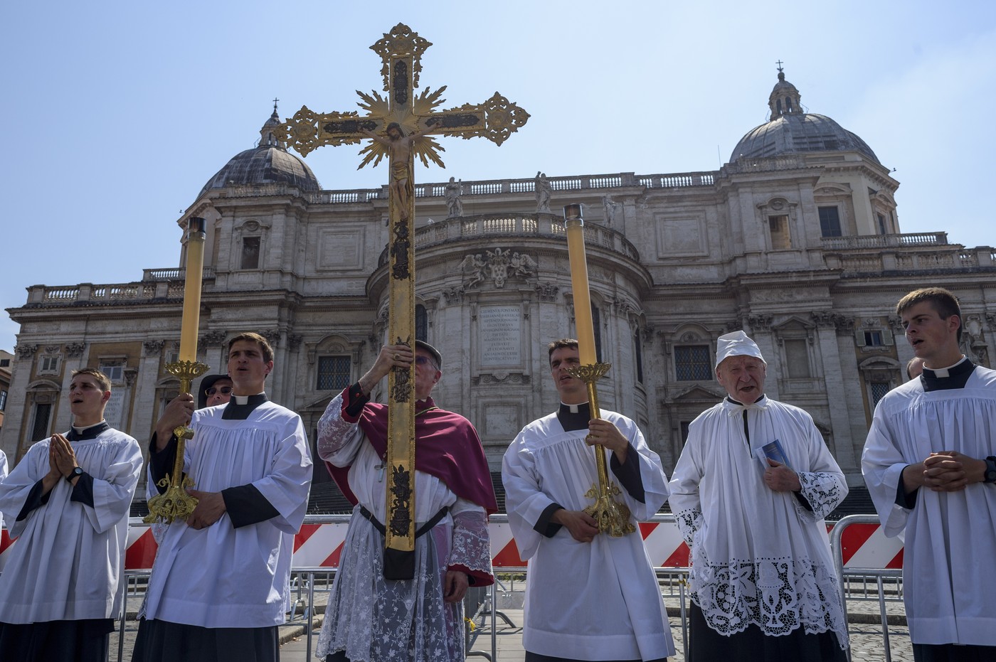 Patru episcopi hirotoniți în Elveția, sfidând avertismentul Papei privind o schismă