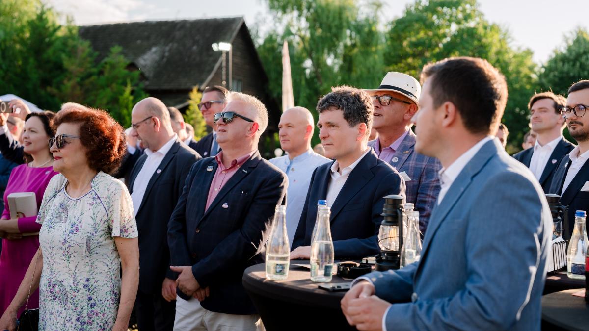 Peste 550 de invitați au celebrat 250 de ani de la Declarația de Independență a SUA la Grădina Snagov
