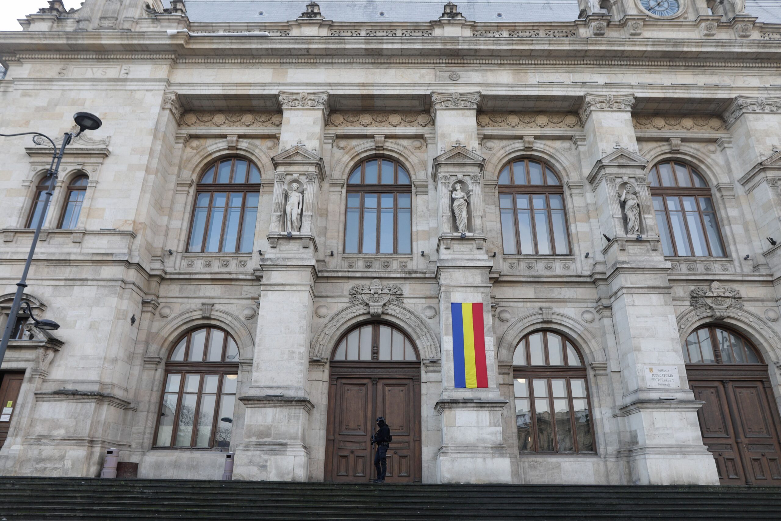Procesul pentru publicarea listelor cu imobilele de protocol se rejudecă. Diana Buzoianu: Abia aștept motivația
