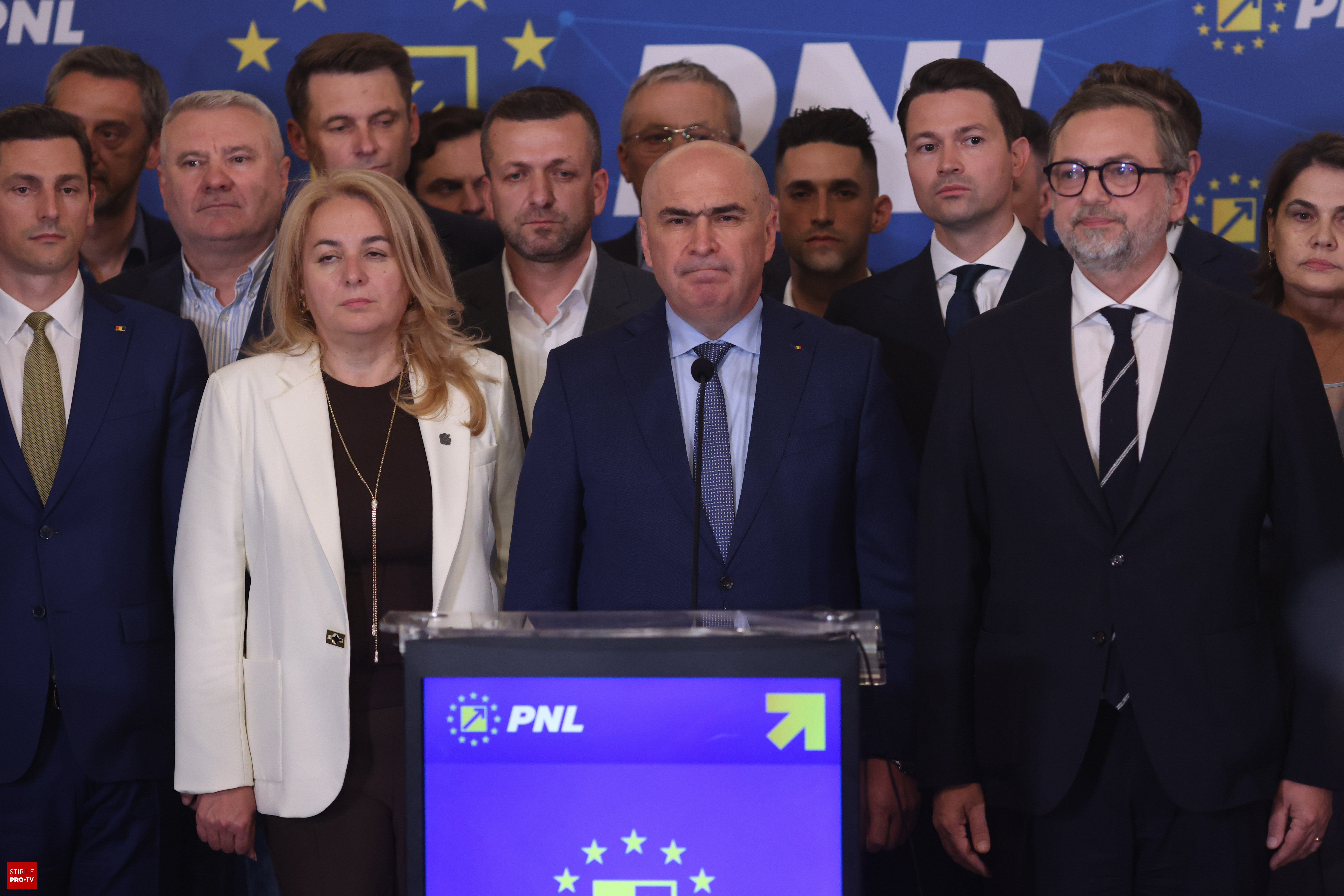 Rareș Bogdan atacă dur guvernarea Bolojan: „Modelul aplicat e o rețetă toxică”