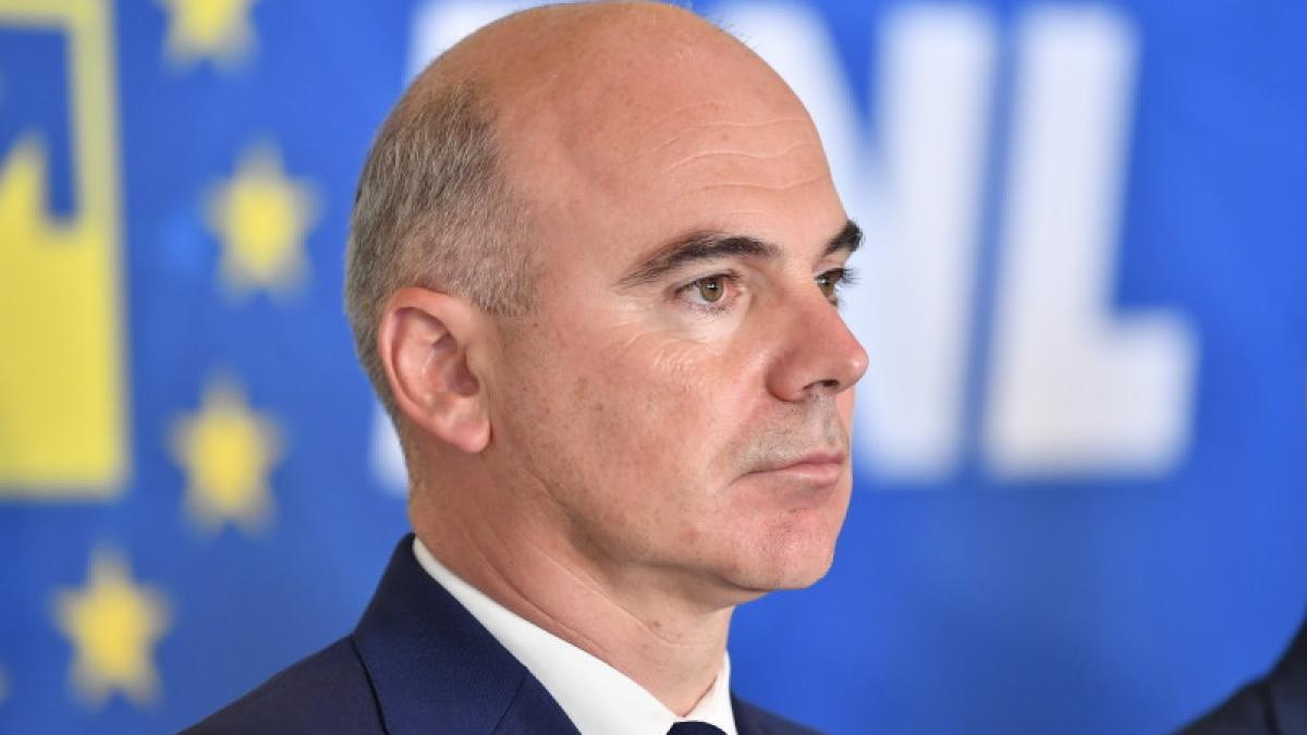 Rareș Bogdan critică conducerea PNL: „Oare cât de proști îi credeți pe români?” și compară situația cu era Dragnea