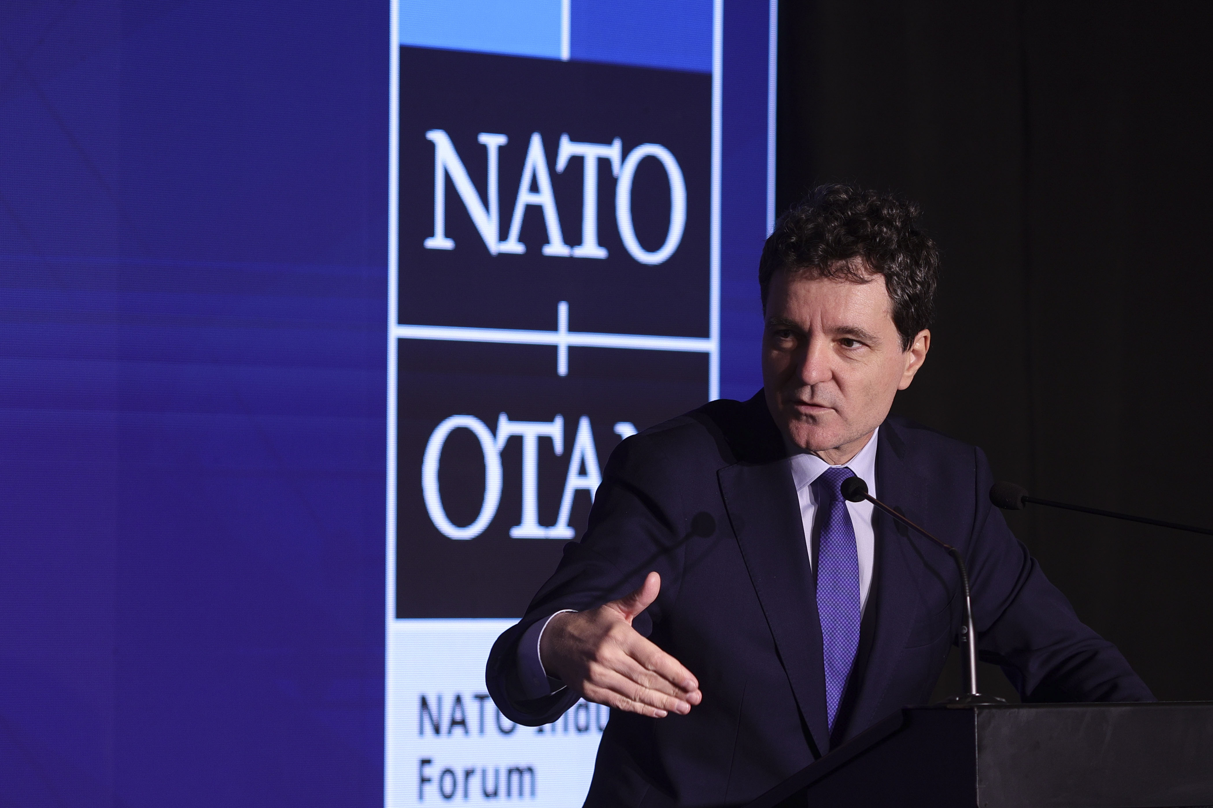 România, reprezentată de cinci firme de apărare la Forumul Industriei NATO de la Ankara, fără anunț public