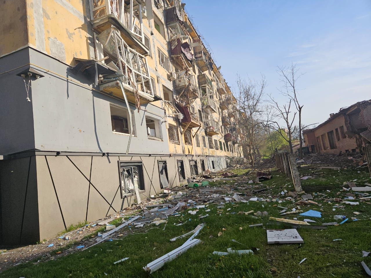Ucraina atacă Crimeea ocupată, lăsând peninsula fără curent. Trei morți în Harkov