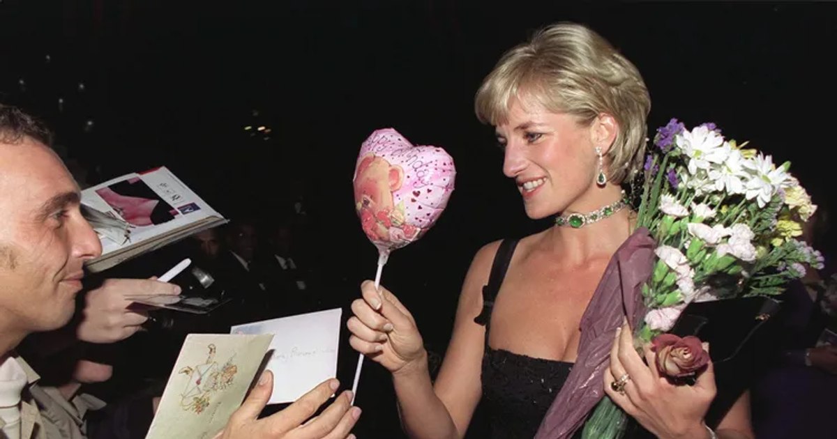 Ultima aniversare a Prințesei Diana: rochia neagră care a sfidat tradiția regală